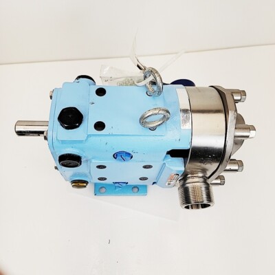 Waukesha SPX 018 U1 Rotary Positive Displacement Pump 1.5 Waukesha SPX 018 U1 Rotary Positive Displacement Pump 1.5