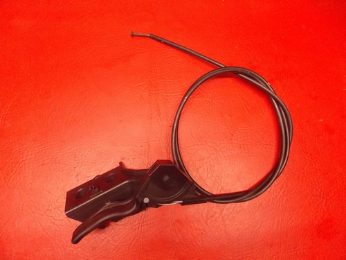 Opel Corsa D Griff Motorhaube Öffner Seilzug 13186912