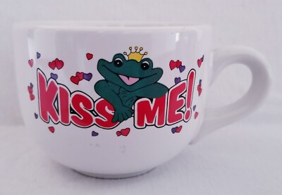 2000 KISS ME! King Frog And Love Hearts by J.I.I. Multicolor Mug 16 OZ