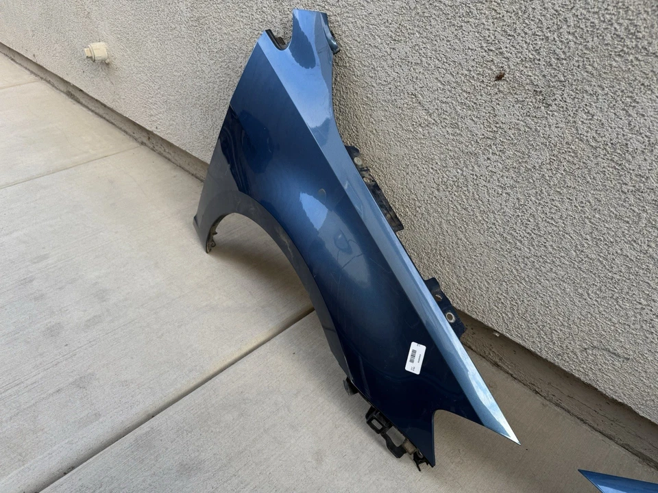 Guardabarros lateral pasajero Volkswagen Golf 15-21, All Track, E-golf, GTI, TDI Foto 2 de 4