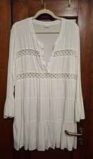 Weißes Minikleid Longbluse Gr.44  V-Ausschnitt Spitzeneinsätze Cut-Outs Lascana