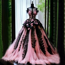Pink Black Victorian Wedding Dresses O-Neck Sleeveless Lace Flowers Bridal Gowns