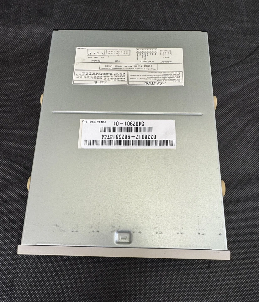 Sun 540-2901 SunCD 12x SCSI CD-ROM Assembly for SPARCstation 5, 370-2816 - Image 3 of 4