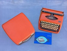 ADLER TRIUMPH TESSY TYPEWRITER. PICA FONT 10 CPI. GERMAN QWERTZ LAYOUT. 1972. thumbnail