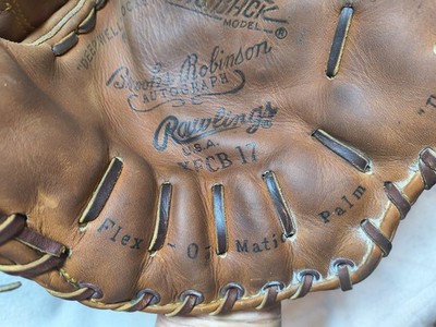 Rawlings Brooks Robinson Autograph Model Baseball Glove RHT XFCB17