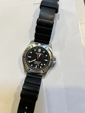 Victorinox Swiss Army Professional Diver INOX 241733. Great Working Condition.