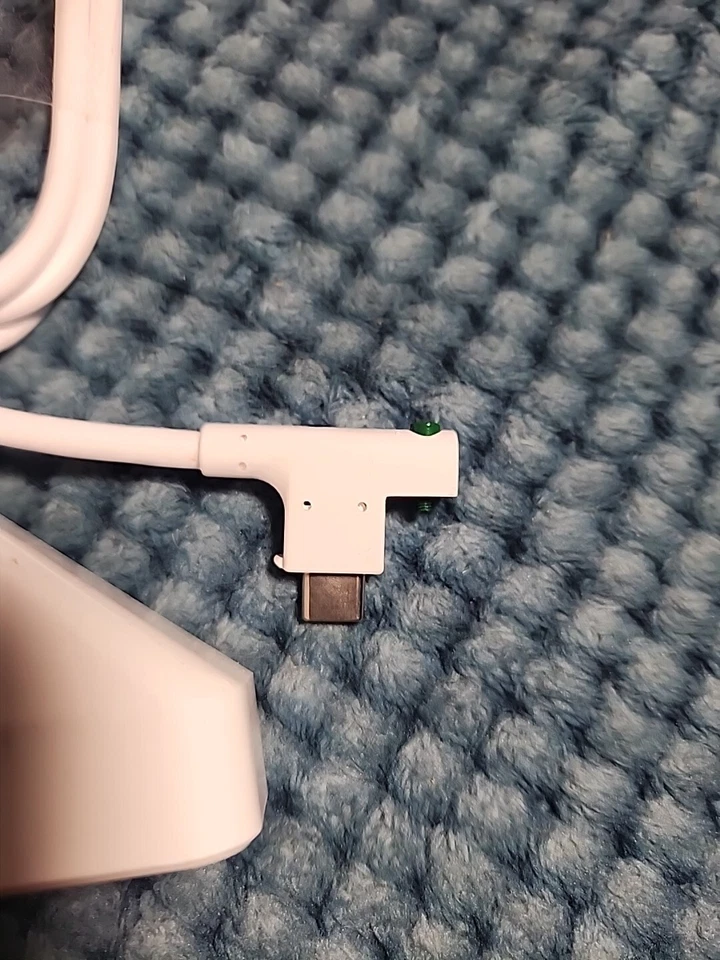 Clover Cable YJ3 Mini Triangle Hub (1HYNZZZ0168) for Clover Mini Lightly Used - Image 2 of 4