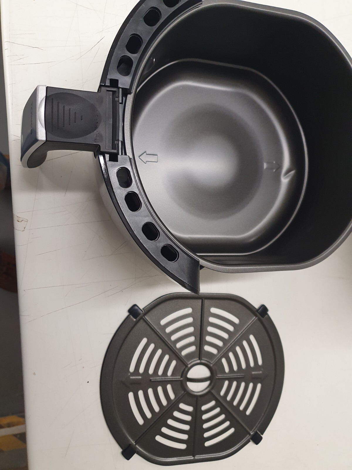 Tower T17061 Vortx Air Fryer, 1400 W, 4 Litre, Black 5056032983236 eBay