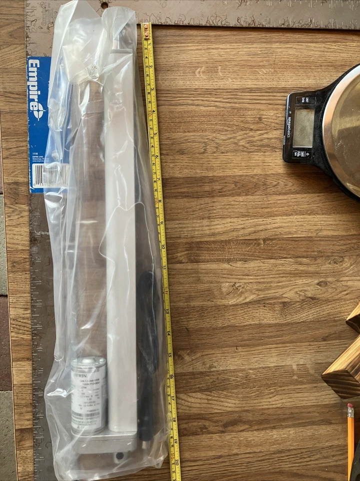 Actuador lineal HIWIN LAS-1-1-300-12GE Foto 3 de 3