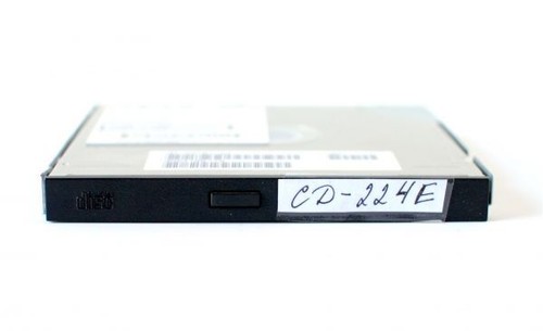 Compaq 24x cd-rom drive cd-224e, 1977047b-c7, 314933-931, november 2002 (black) - Picture 2 of 3