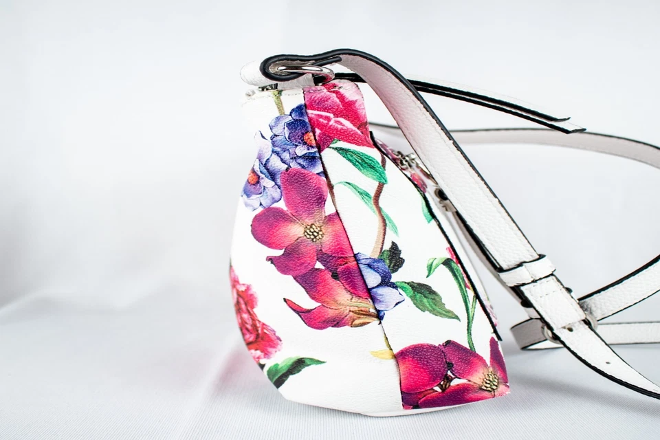 DANA BUCHMAN New White Pink Multicolor Tropical Floral Rectangle Purse Handbag - Image 4 of 4