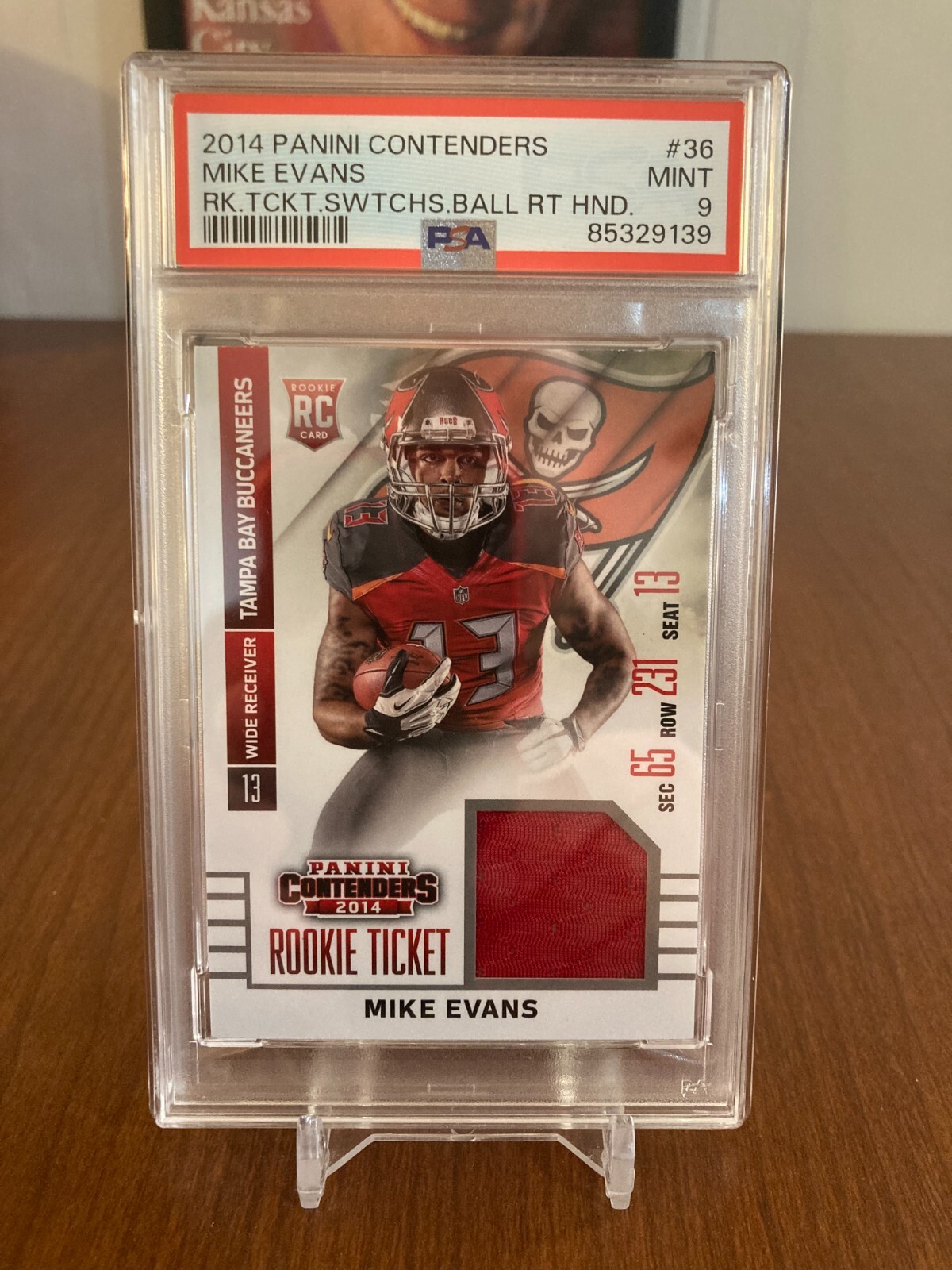 Mike Evans Panini Contenders Rookie Ticket Swatches #36 Ball Right Hand