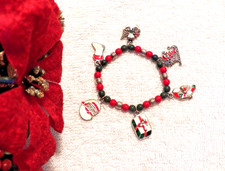 CLASSIC CHRISTMAS BRACELET WRIST JINGLE BELLS CHARMS PRESENT SANTA CLAUS X22Q