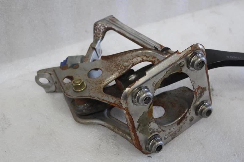 1990 1991 1992 1993 TOYOTA CELICA GTS BRAKE PEDAL AUTOMATIC A/T - Image 3 of 4