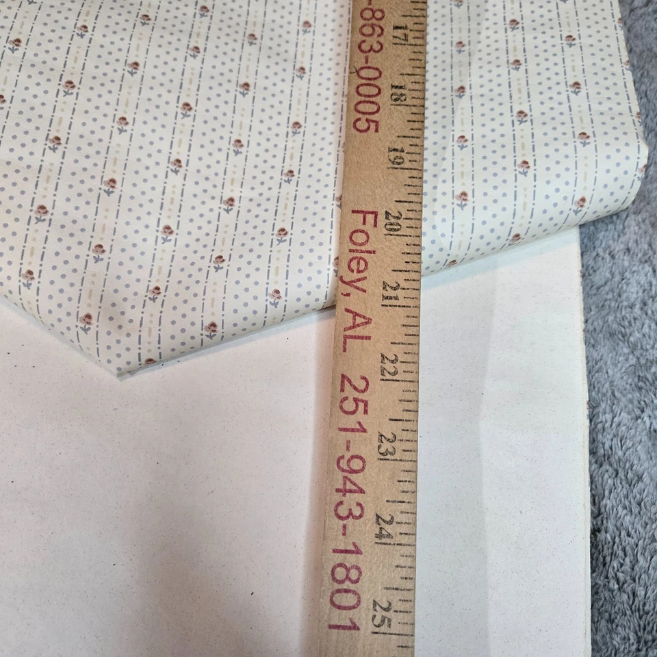 Papel Pintado Vintage Gris Rosa Flor Micro Impresión 30+Pies x 20.4" Foto 4 de 4