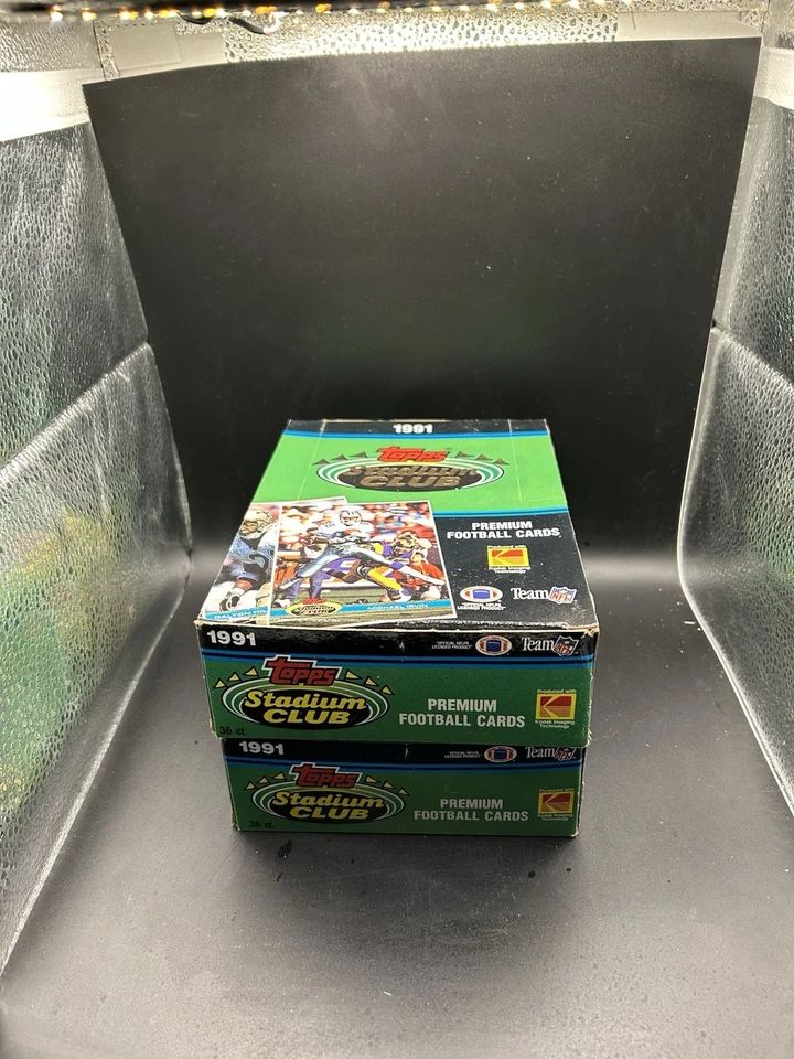 1991 Topps Stadium Club Football Wax Box 36 Packs Brett Favre Rookie RC - Image 4 of 4