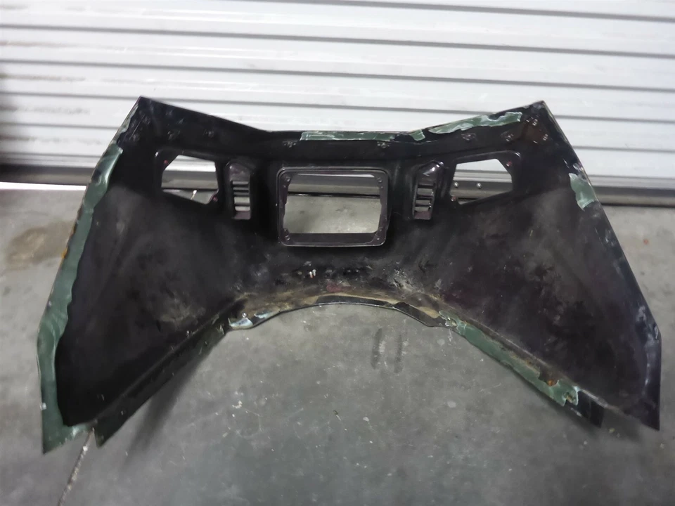 87 Kawasaki Voyager 1300 ZN1300-A Front Outer Fairing Cowl  - Image 4 of 4