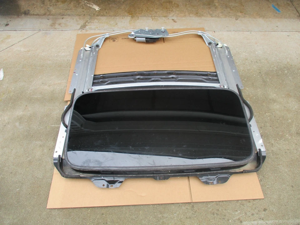 Acura RDX 2007 2008 2009 2010 2011 2012 MONTAJE DE PANEL DE TECHO CORREDIZO TINTADO OEM  Foto 2 de 4