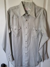 VTG Wrangler Long Tails Western Shirt Mens 16 1/2-33 Light Gray Pearl Snap 70'S