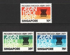 SINGAPOUR 1980 ASEAN TRADE FAIR COMP. LOT DE 3 TIMBRES SC#360-362 EN MNH