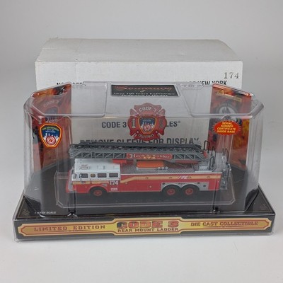 Code 3 Collectibles 12721 - Seagrave Rear Mount Ladder Truck #174 (FDNY)