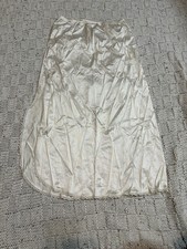 Vintage Vanity Fair Half Skirt Slip W/slit Sz Small
