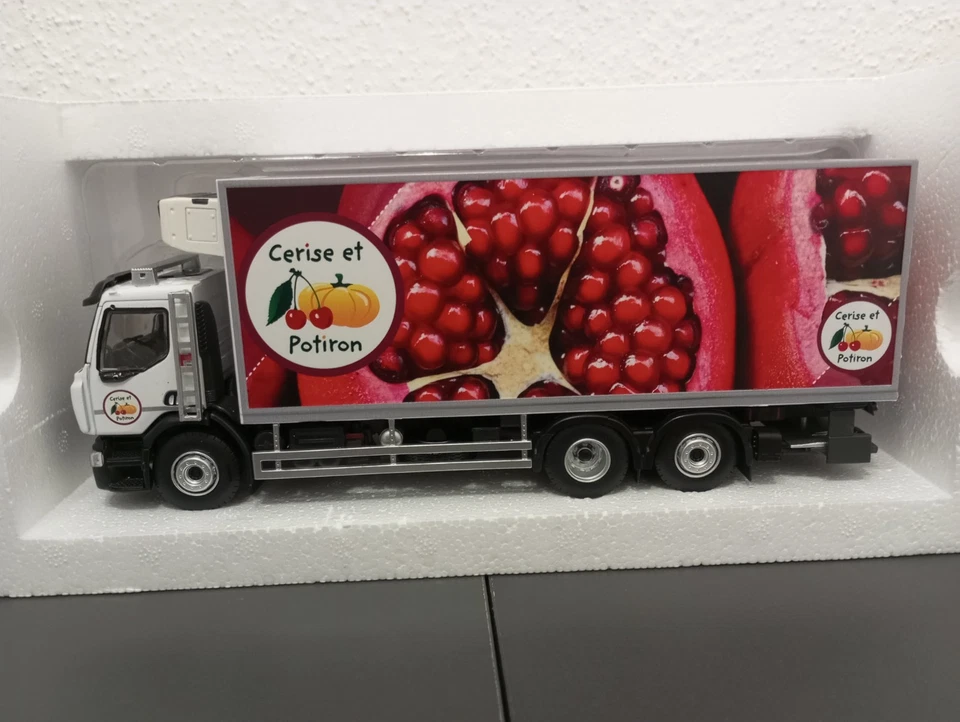 Collector ELIGOR LBS camion BERLIET RENAULT D 26 porteur Frigorifique Neuf - Photo 2/4