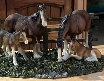Anheuser Busch Clydesdale Collection ''Mares and Foals'' #50126-003