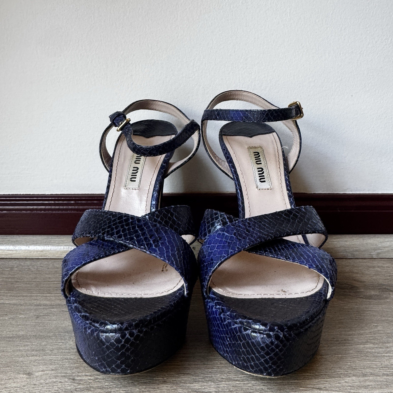 Vintage Miu Miu Blue Python Embossed Platform Pee… - image 8