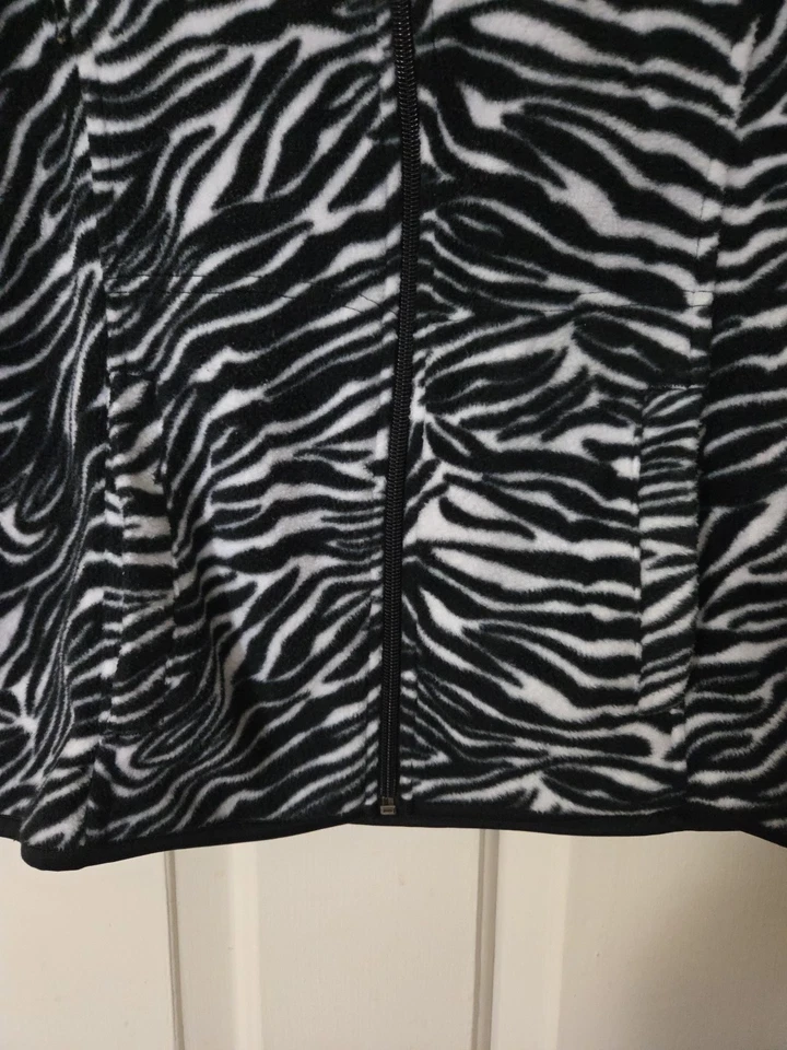 Chaleco Mujer Estampado Animal Usado Talla Grande Blanco y Negro con Bolsillos Foto 4 de 4