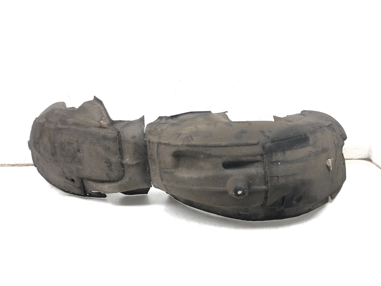 2014-2021 MASERATI QUATTROPORTE RIGHT PASS REAR FENDER LINER SPLASH GUARD OEM
