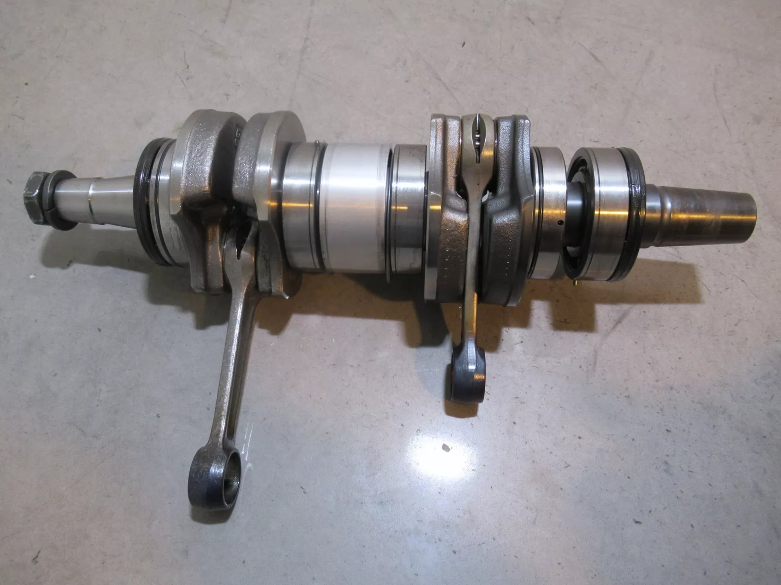 Ski Doo Grand Touring 550 Crankshaft 2012