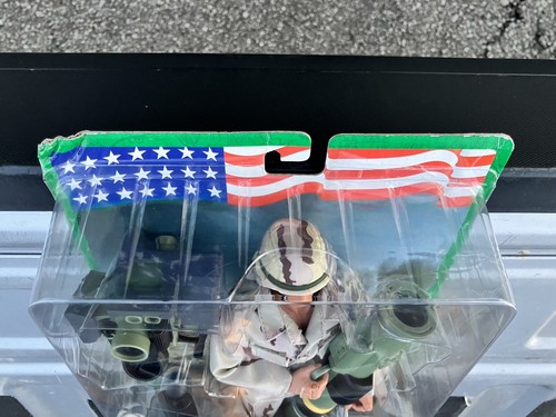 GI Joe US Army Anti Tank Gunner With Anti Armor Projectile 2003 Action Figure - Picture 5 of 23