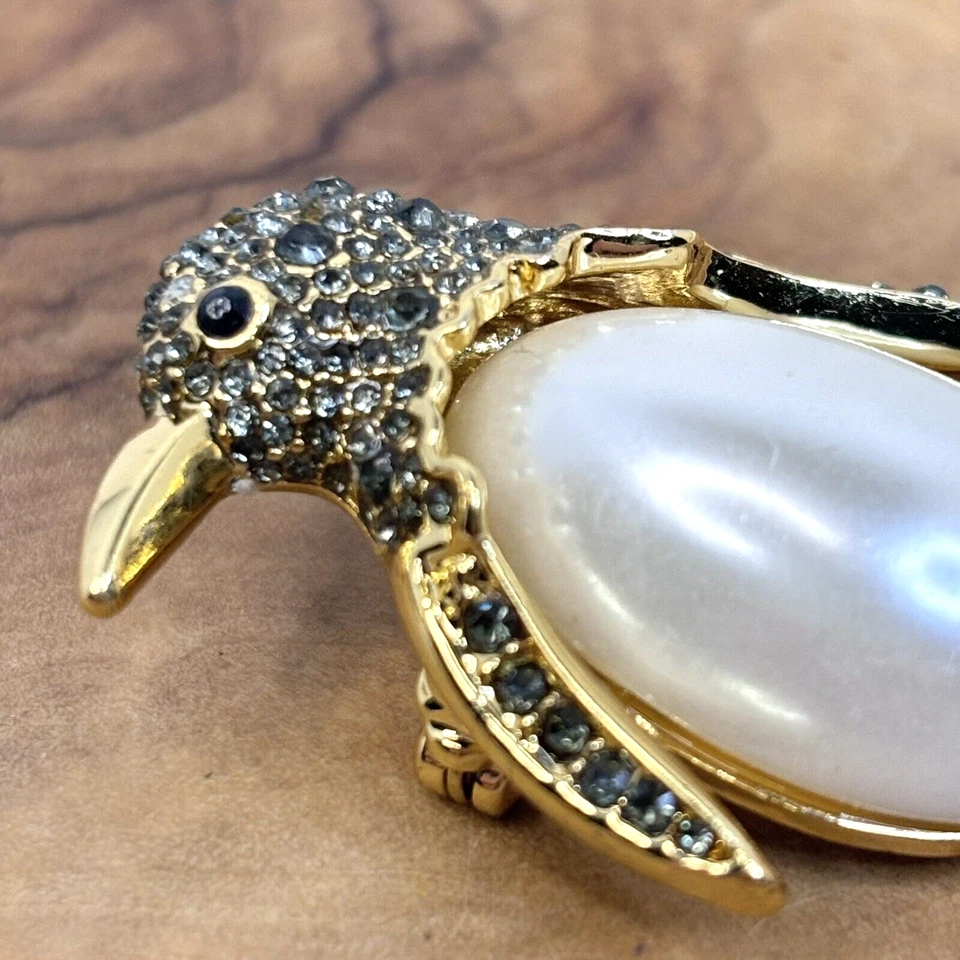 Broche Talbots Pingüino Tono Dorado Negro Gris Oscuro Estrás Imitación Perla Cuerpo Foto 2 de 4