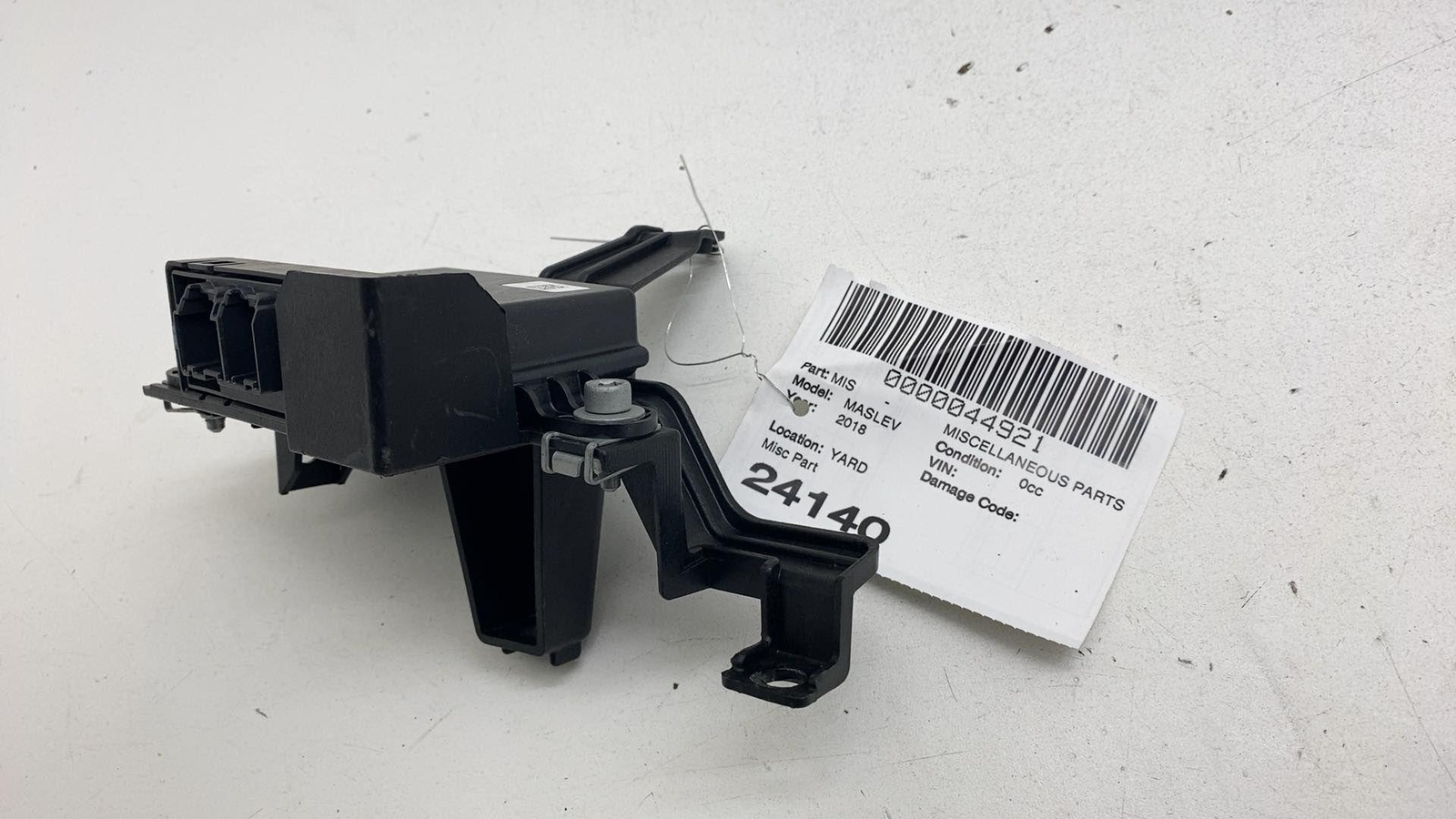 ⭕ 2017-2020 Maserati Levante Network Gateway Computer Control Module 068293147AC
