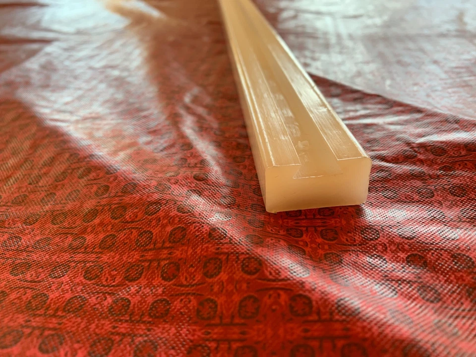 1 par de diapositivas blancas Mercury 1972-1976 modelos Sno-Twister/Trail Twister Foto 2 de 4