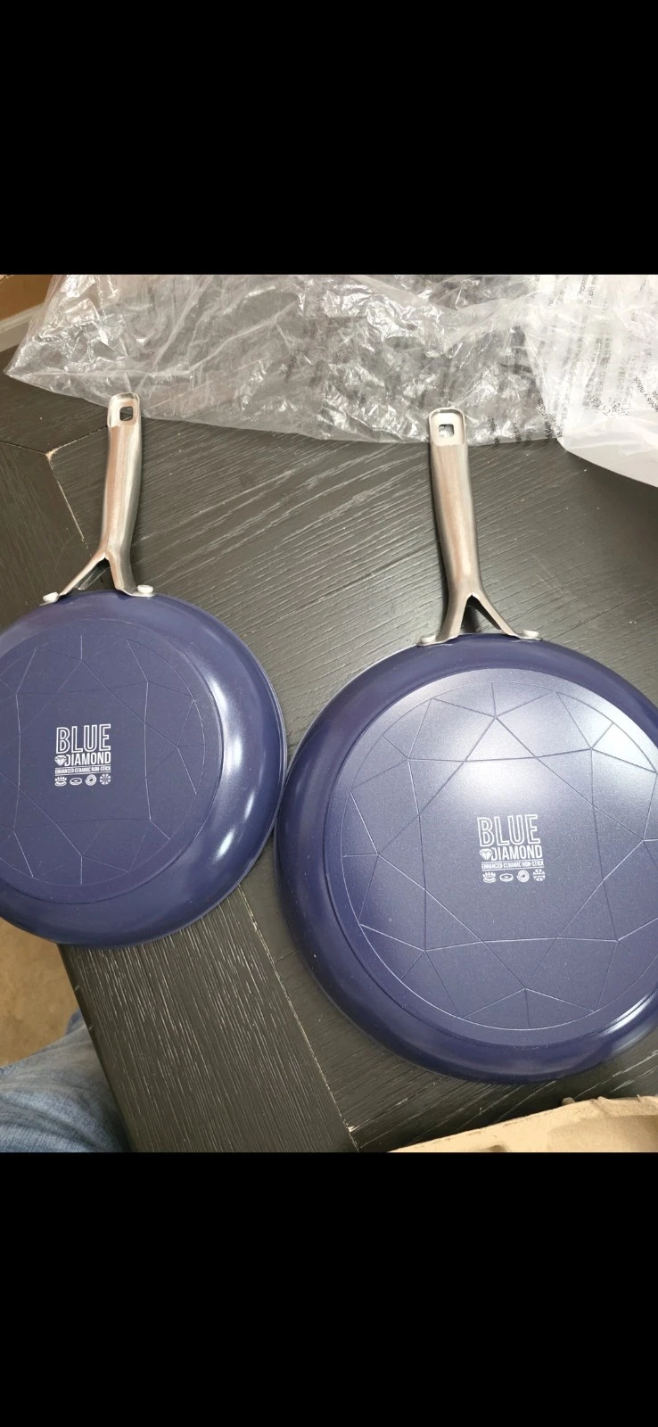 Set Of 2 Blue Diamond Enhanced Ceramic Nonstick Frying Pan 10.5” And 9 🔥 Nice
Opens in a new window