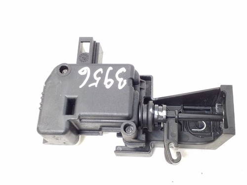 Mercedes-Benz E C207 W207 2012 Schloss Tankdeckel Tankklappe A2048200072