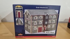 Bachmann Scenecraft 44-0079 Grain Warehouse OO Gauge