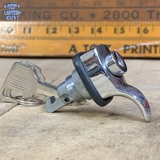 Locking Chrome Glove Box Pull Button Vw Bug Beetle 1952-67 Karmann Ghia 1956-67