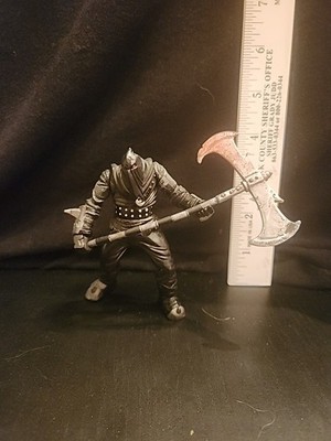 VTG McFarlane's Monsters Series 1 Hunchback Playset Executioner Figure