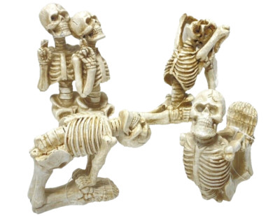 Halloween Miniature Skull Body Decorations   Yoga Cute Selfie Skeletons, 4pc LOT