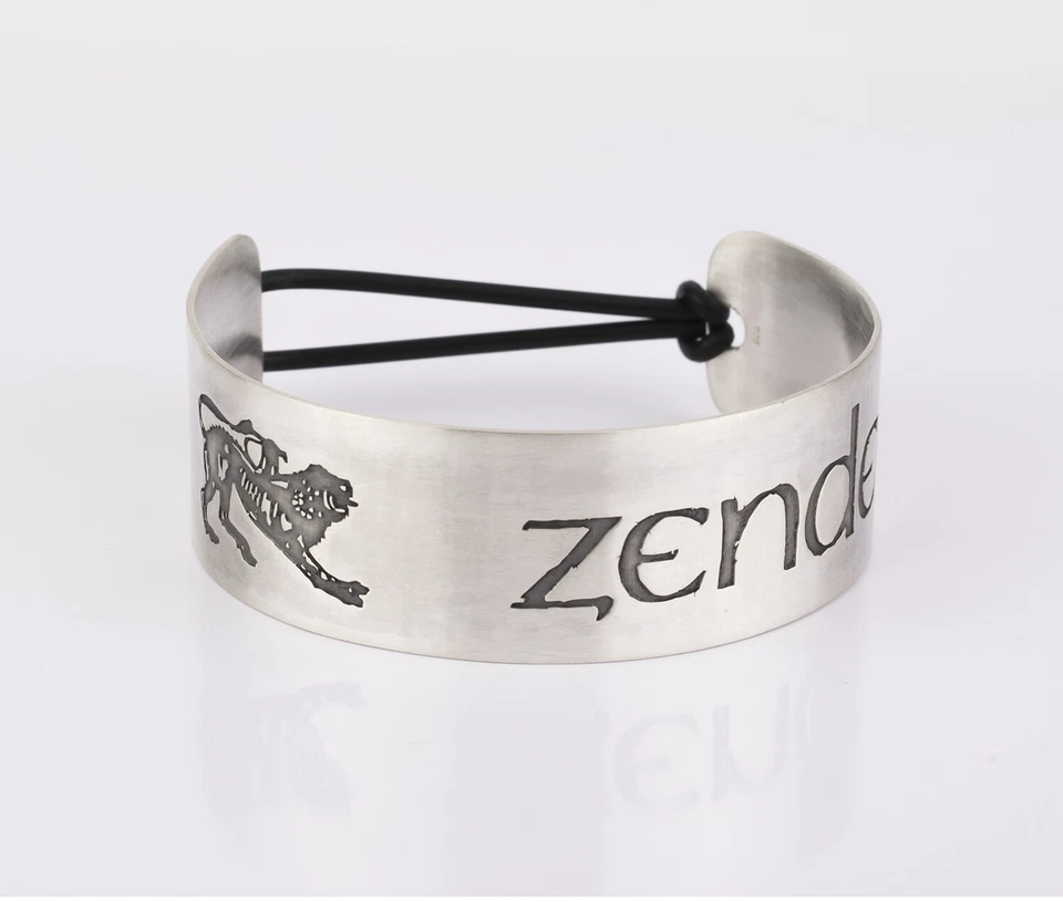 Brazalete Mujer Plata de Ley 925 Marca Zendel Logo del León Nuevo a Estrenar - Imagen 4 de 4