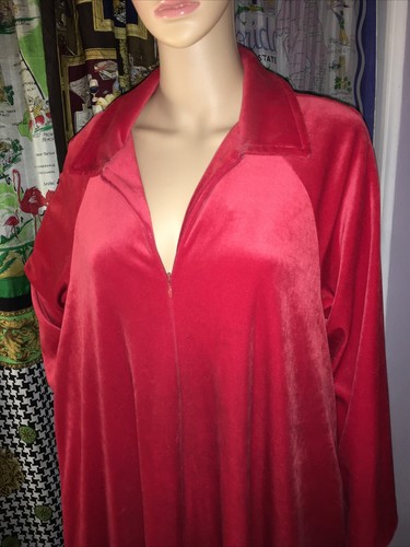 Vintage Studio 36 red velour zip front robe Medium - Picture 2 of 6