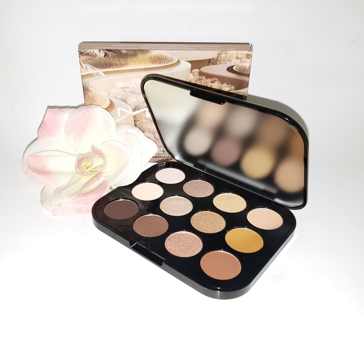 MAC Connect In Colour Eye Shadow Palette Unfiltered Nudes 0.43oz