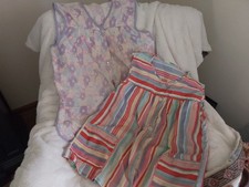 LADIES APRONS 2 WITH SNAPS SIZE L