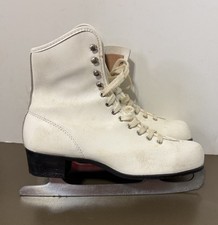 Vintage Canadian Flyer White Figure Skates Size 9 SLM Canada