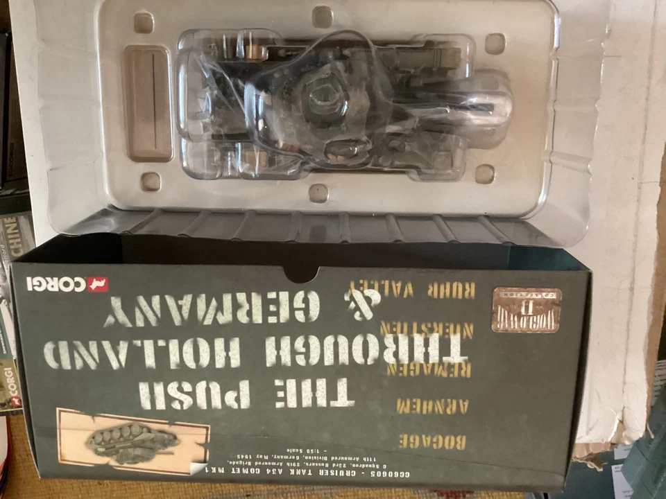 CORGI Cruiser tank - 2° GM Collection - 1/50 - - Immagine 2 di 3