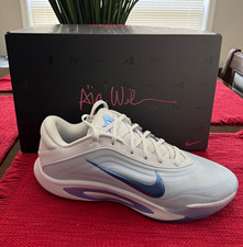 Nike Men s Low Top Lace-Up Athletic Sneaker White/Blue New w/ Box
