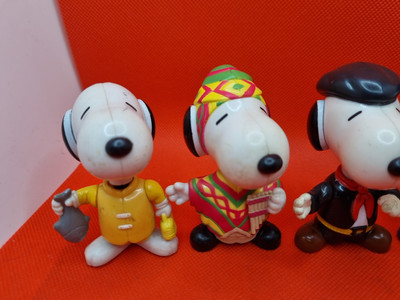 その他 McDonald's Snoopy World Tour SNOOPY WORLD TOUR FIGURE COLLECTABLE VINTAGE McDONALDS HAPPY MEAL